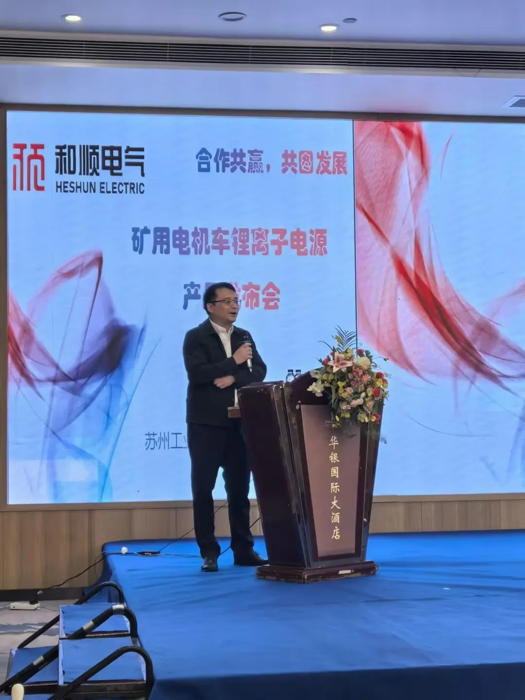 庄闲游戏-喜讯！国足归化荷甲天才中场入籍，符合归化条件，邵佳一喜得兽腰-庄闲游戏